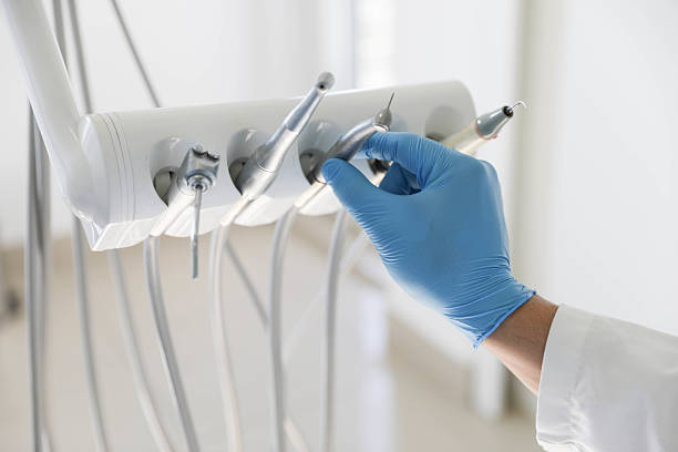 Professional Emergency Dentist technician working in Brooklyn, WI